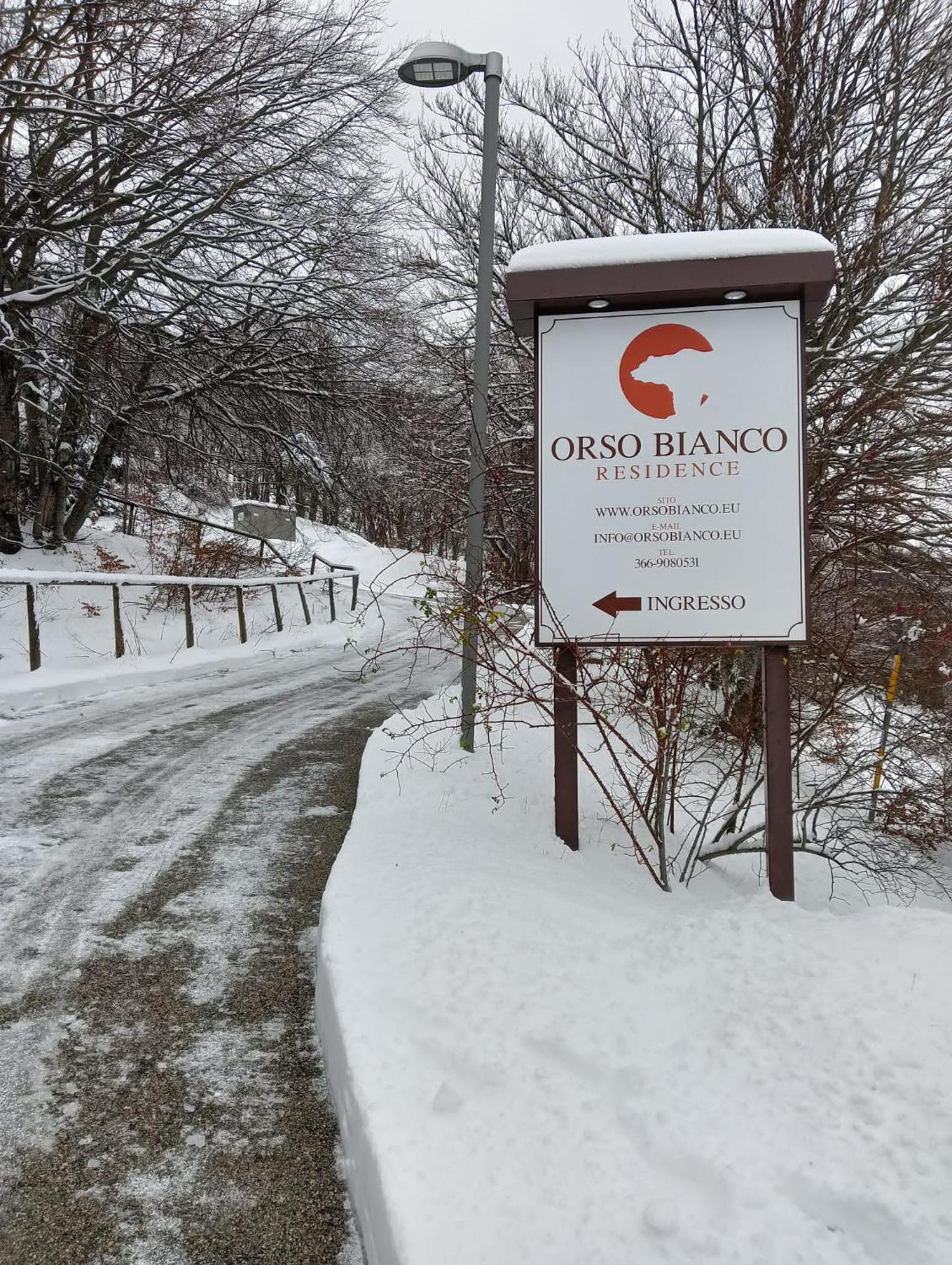 Apartamento La Tana Del Capriolo Prati di Tivo Exterior foto